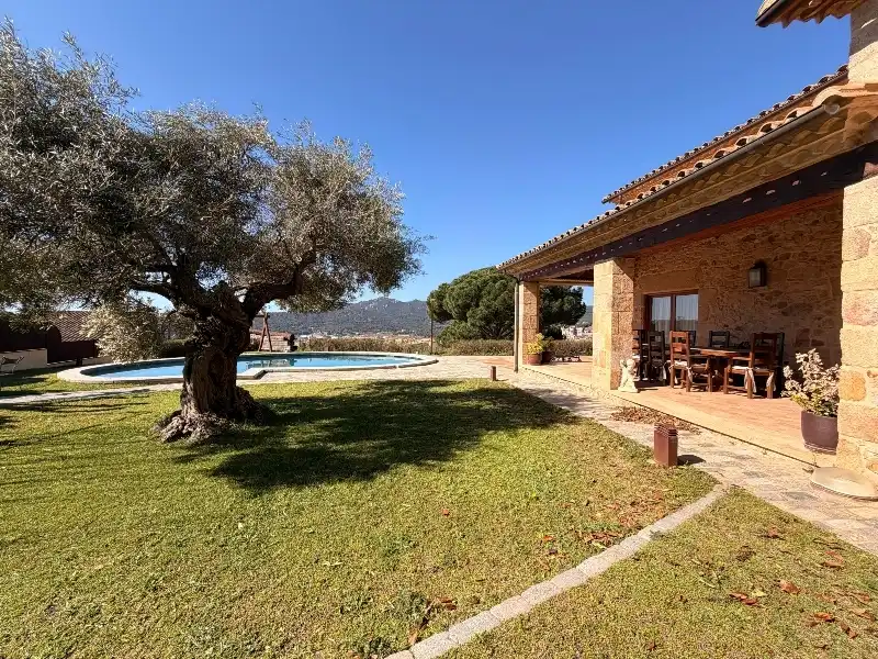 Garden of Houses for sale in Sant Feliu de Guíxols  with Air Conditioner, Heating and Private garden