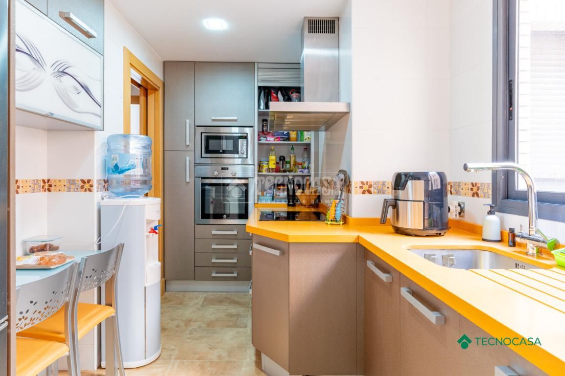 Cocina de Piso en venta en Roquetas de Mar