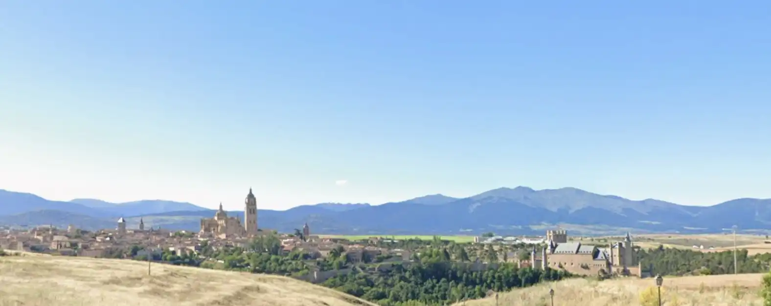 Vista exterior de Casa o chalet en venta en Segovia con Balcón
