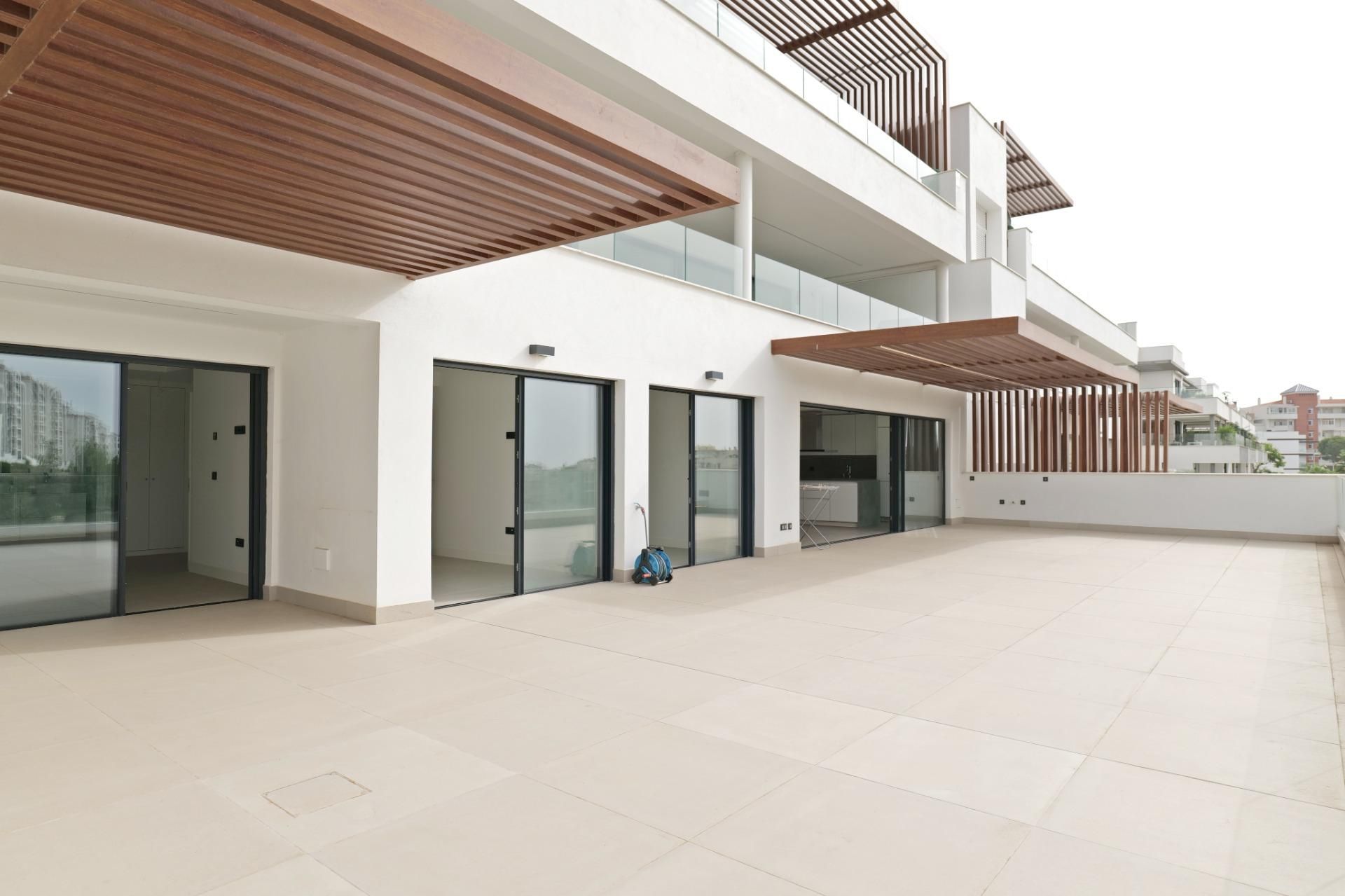 Terrassa de Apartament en venda en Estepona amb Aire condicionat, Calefacció i Terrassa