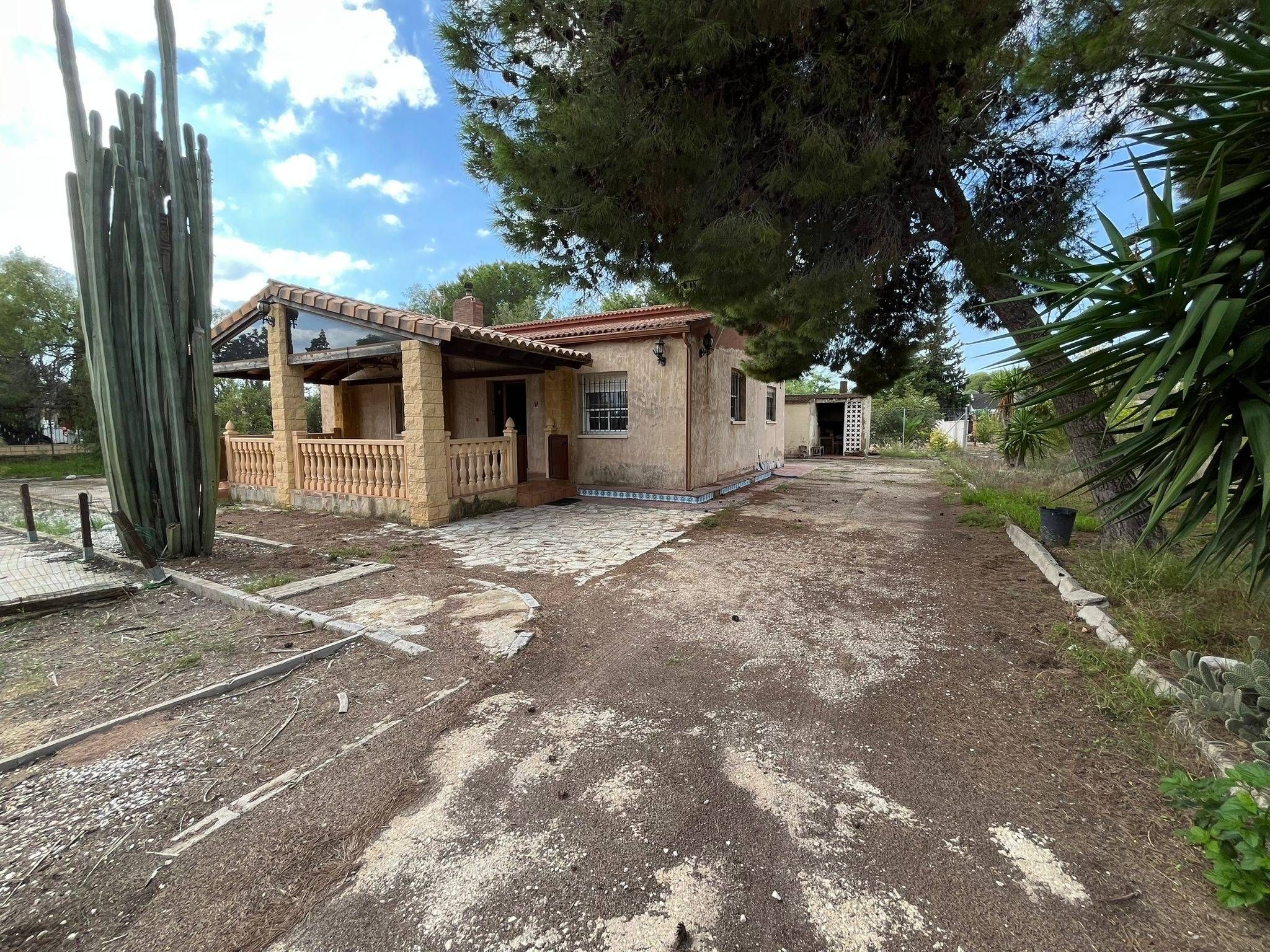 Vista exterior de Casa o chalet en venta en Elche / Elx con Jardín privado y Terraza