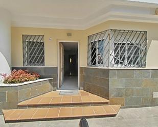 Single-family semi-detached to rent in Montequinto  with Air Conditioner
