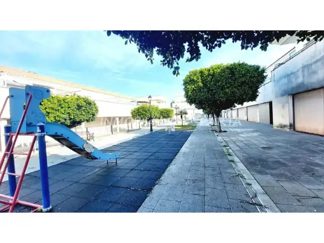 Attic for rent in Avenida Presidente Adolfo Suarez, 2, Sanlúcar la Mayor
