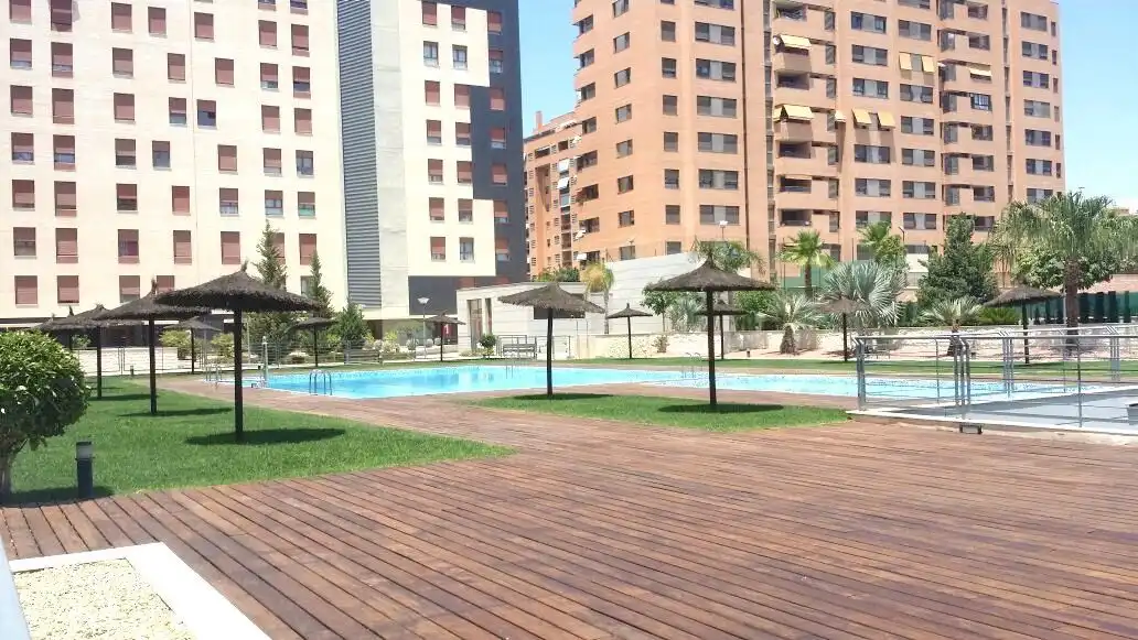 Piscina de Àtic en venda en Alicante / Alacant amb Calefacció, Parquet i Terrassa