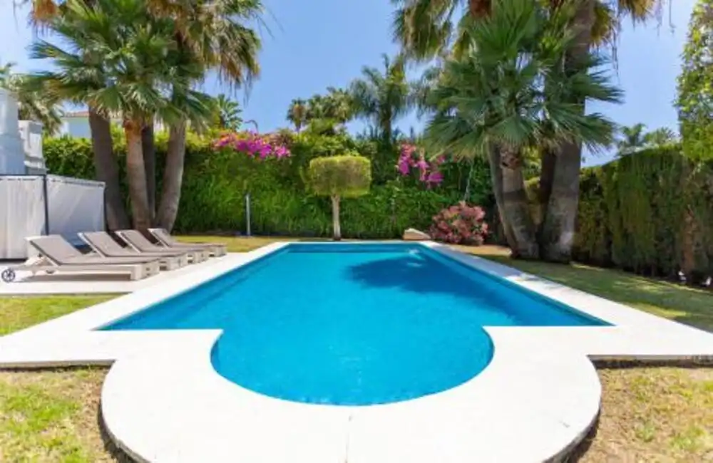 Swimming pool of Houses for rent in Marbella  with Air Conditioner, Private garden and Terrace
