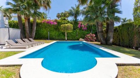 Foto 2 de Casa o xalet de lloguer a Aloha, Málaga