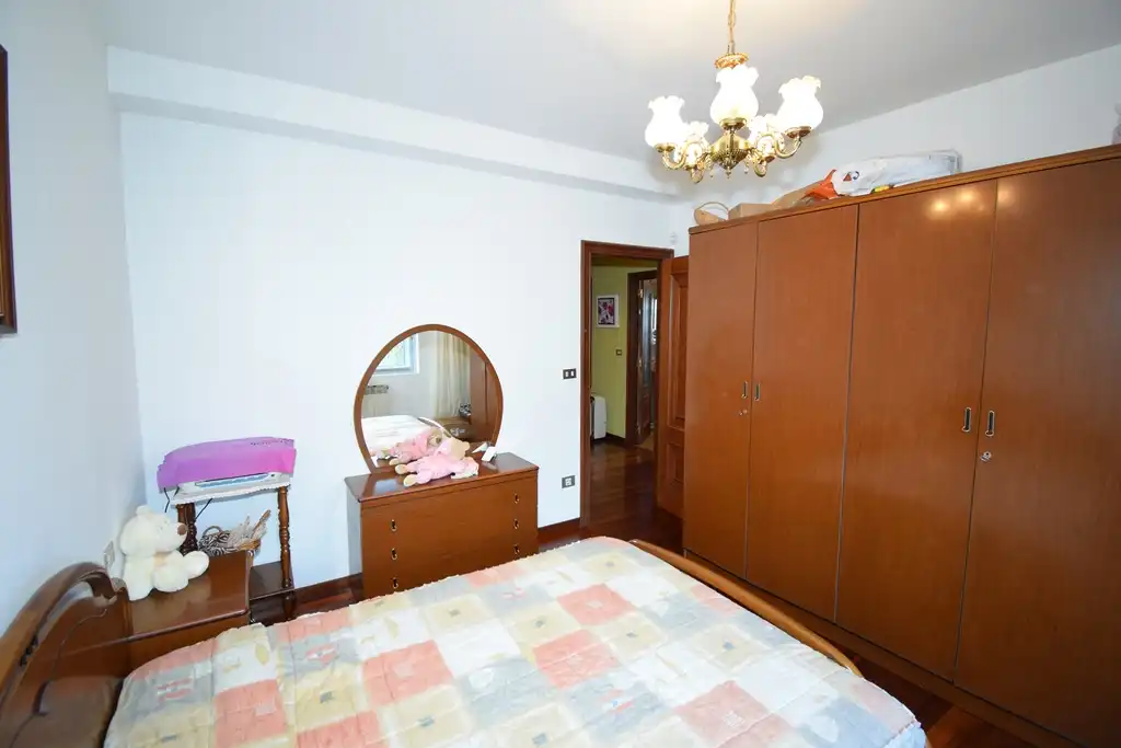 Dormitori de Casa o xalet en venda en Fene amb Jardí privat, Terrassa i Moblat