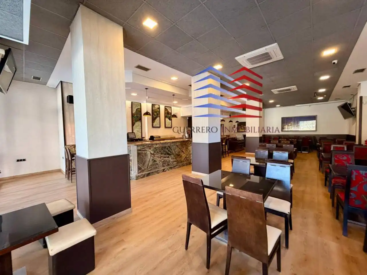 Commercial properties for rent in Ourense Capital   with Air Conditioner and Alarm