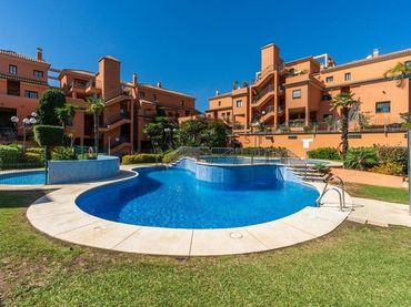 Pis amb piscina en venda a Mirador de Santa Mª Golf