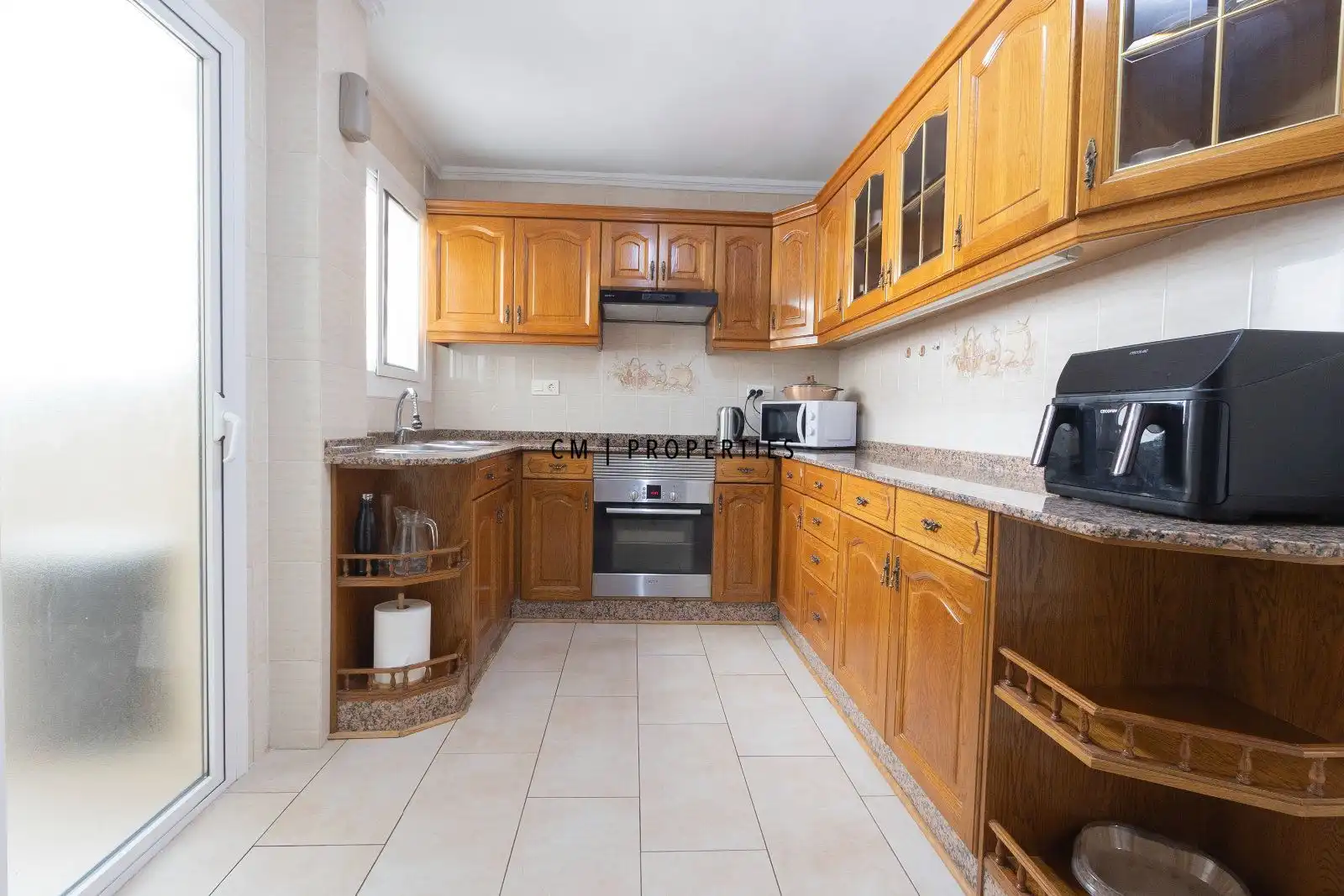 Cocina de Piso de alquiler en Valencia con Aire acondicionado, Parquet y Amueblado
