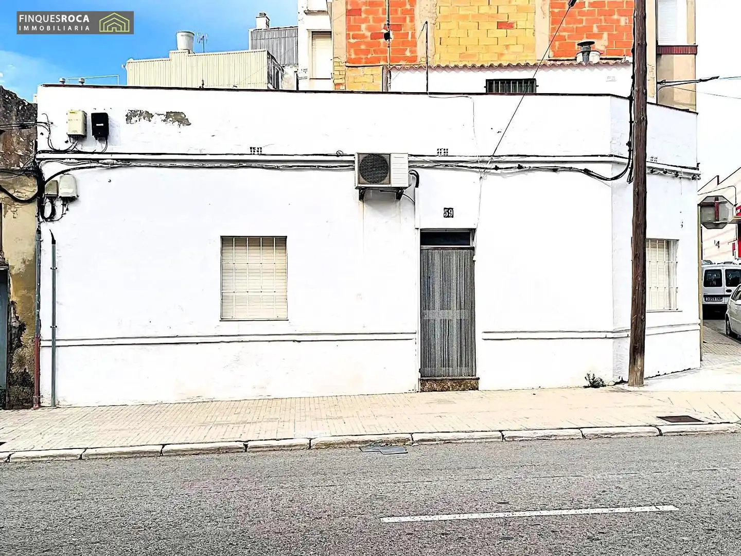 Vista exterior de Casa o xalet en venda en La Ràpita amb Terrassa, Traster i Moblat