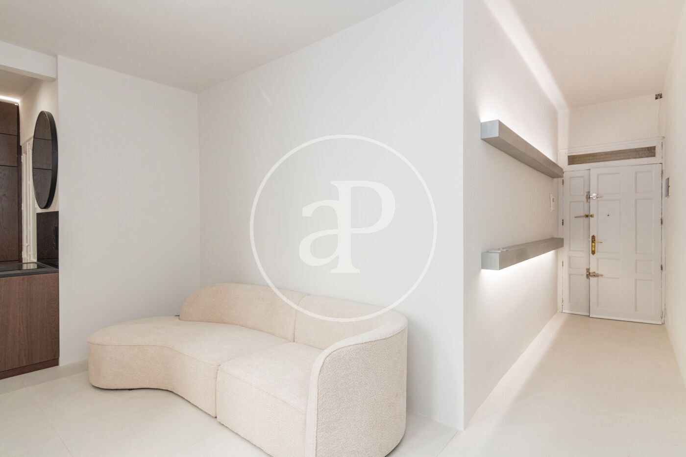 Sala d'estar de Pis de lloguer en  Madrid Capital amb Aire condicionat, Calefacció i Moblat