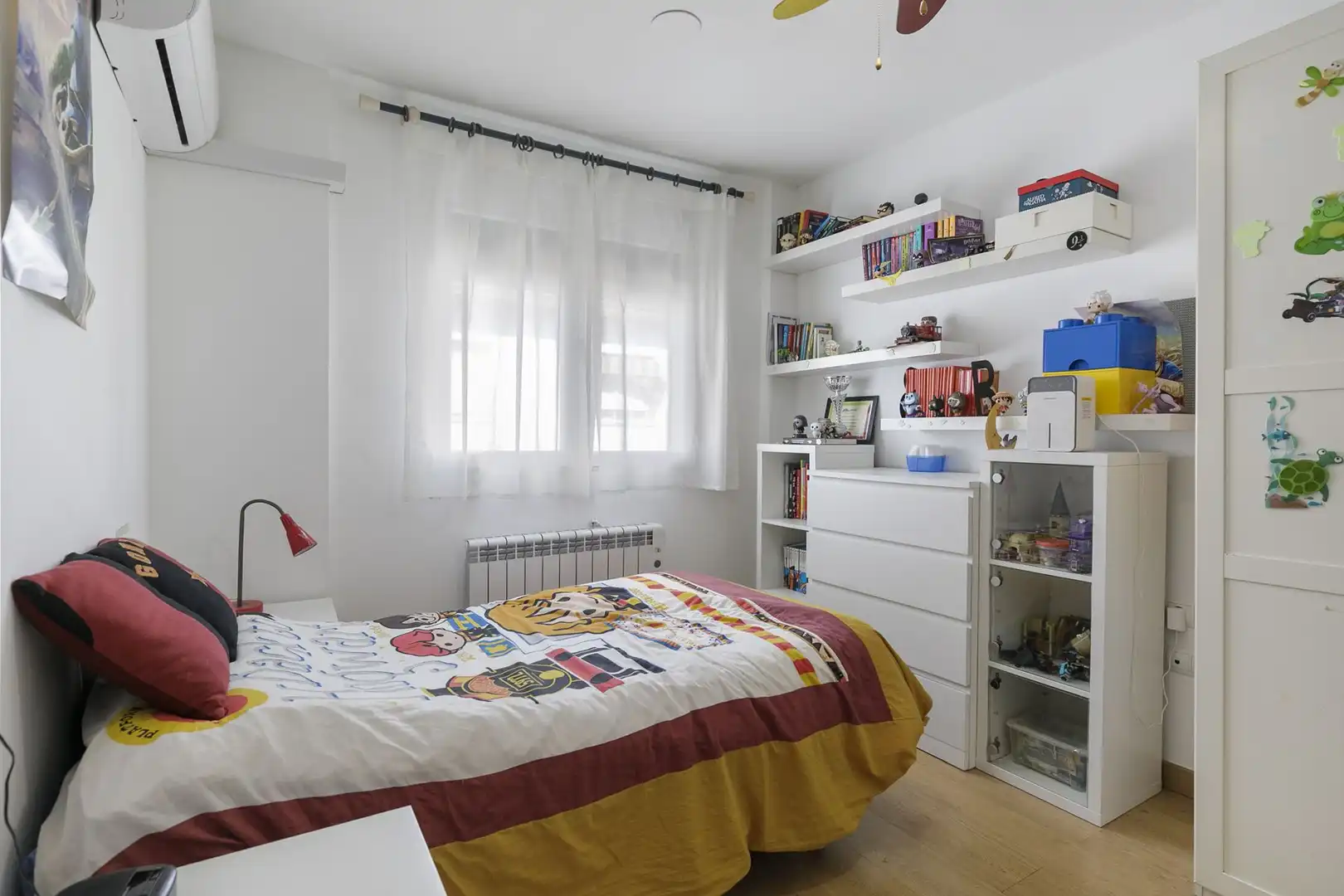 Dormitori de Casa adosada en venda en La Zubia
