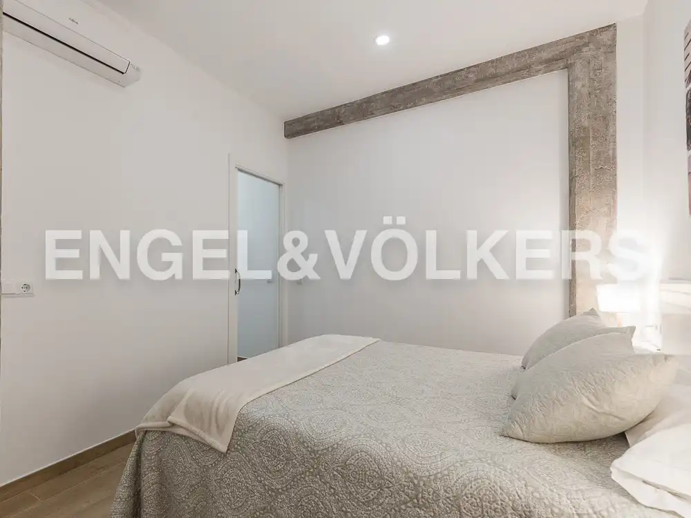 Dormitori de Pis de lloguer en Valencia amb Aire condicionat, Calefacció i Parquet