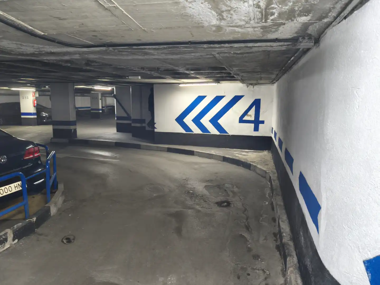 Parkplatz von Garage zum Verkauf in Madrid