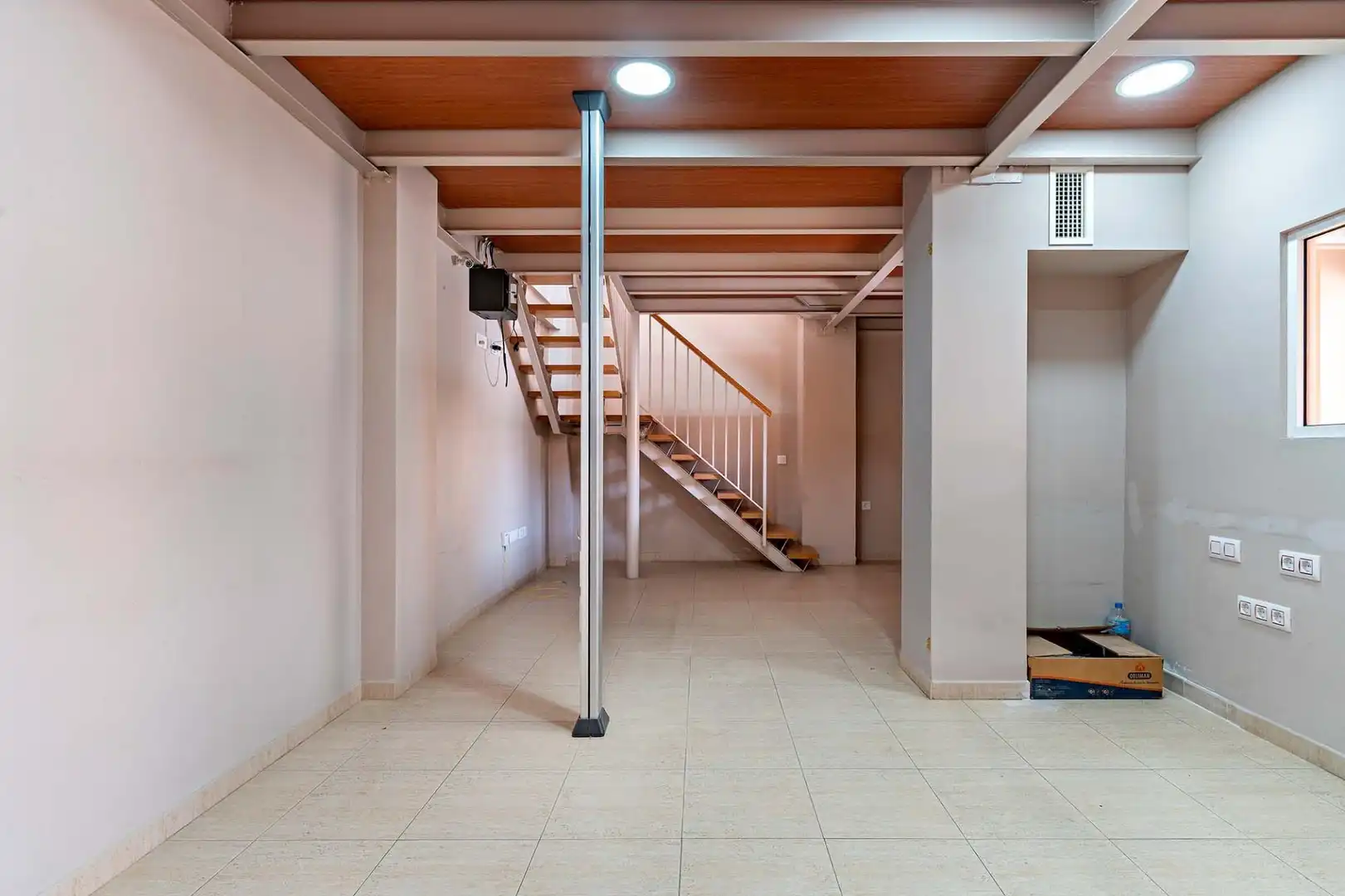 Local comercial en venda a Plaza Mayor, imagen 8