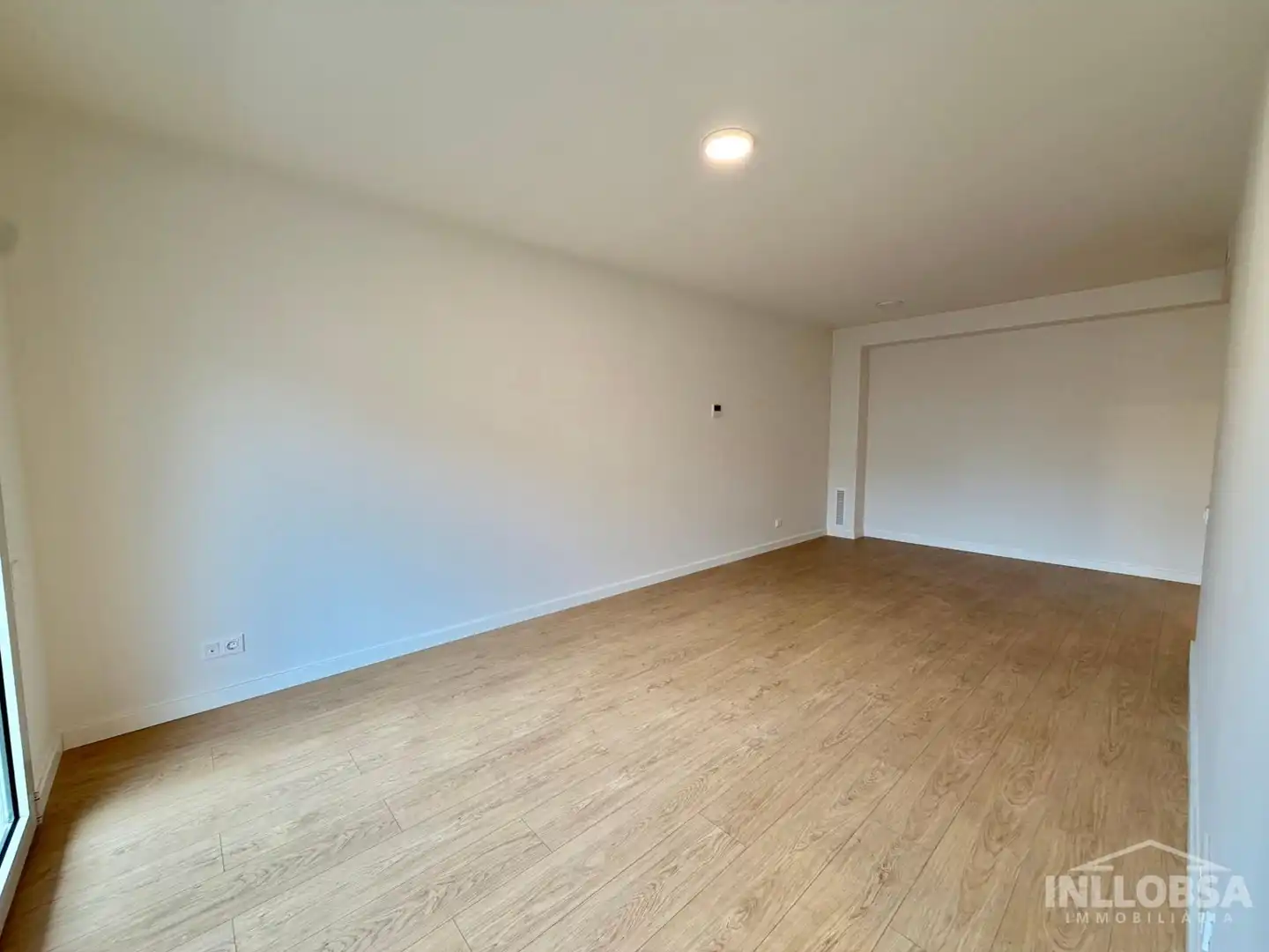 Flat for rent in Manresa  with Air Conditioner, Heating and Parquet flooring