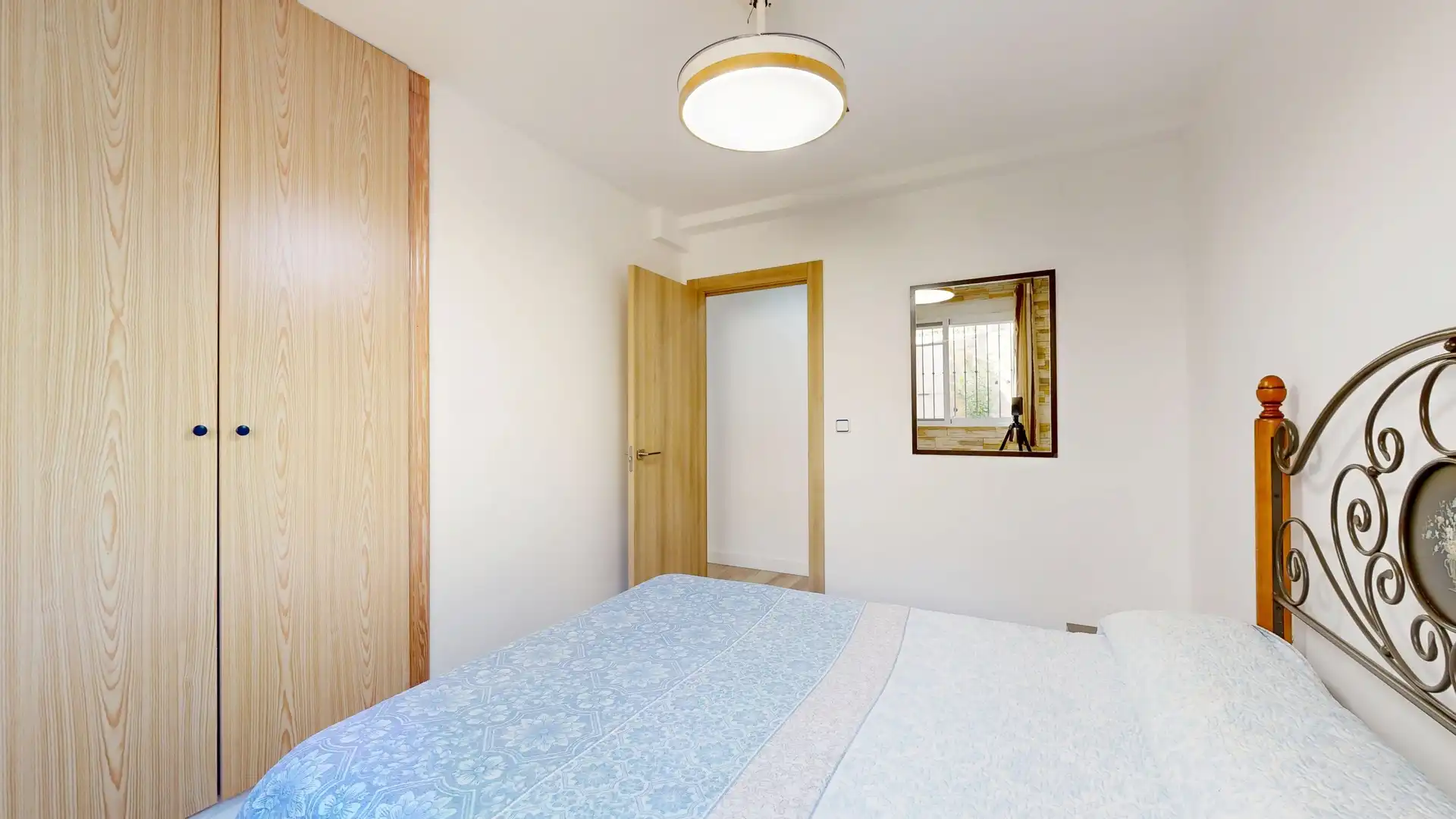 Habitación de Casa o chalet en venta en Torrent con Calefacción, Terraza y Trastero