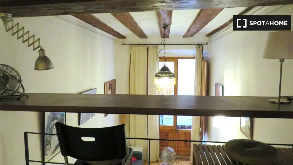 Flat for rent in Sant Pere, Sta. Caterina i la Ribera