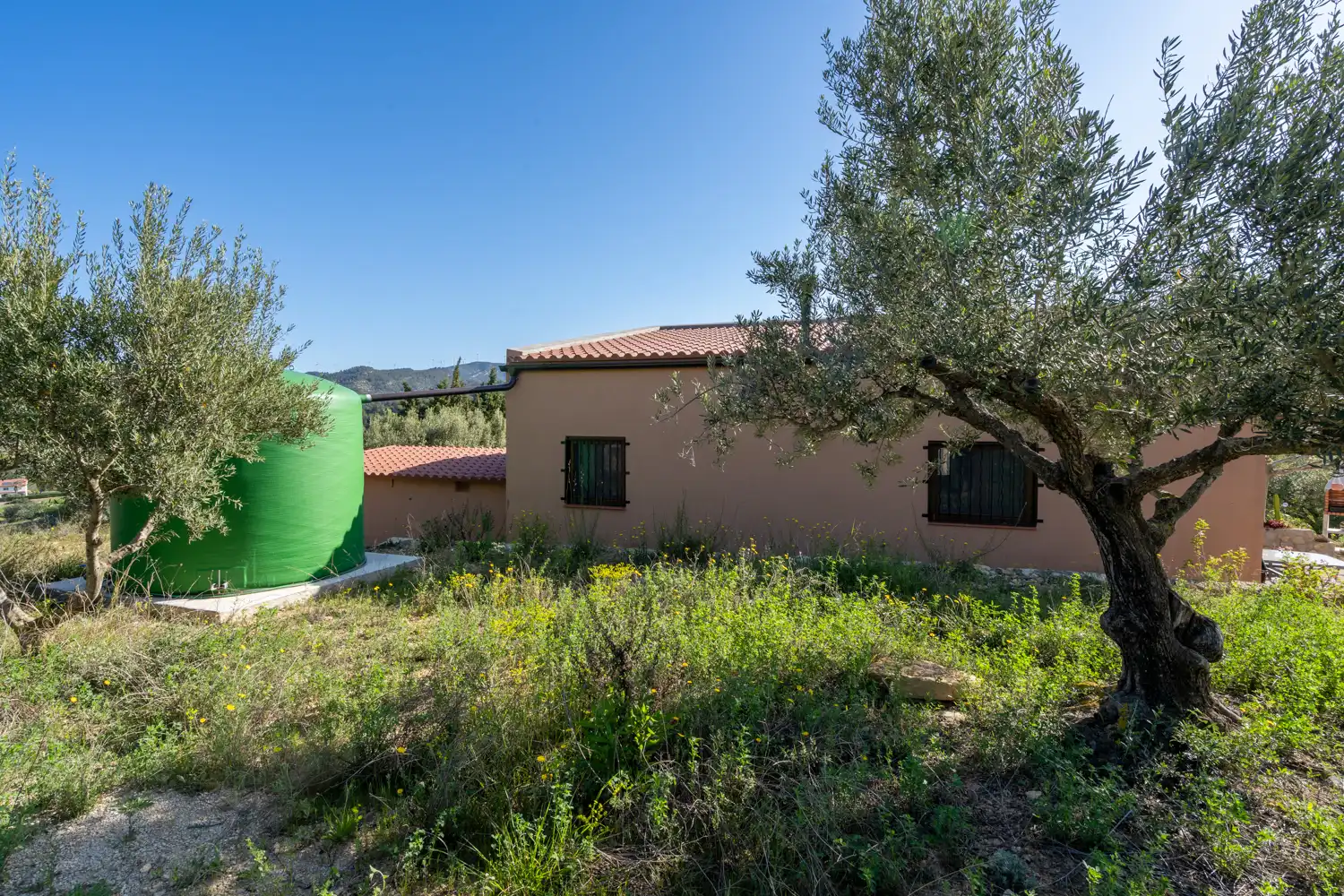 Vista exterior de Casa o xalet en venda en Tortosa amb Jardí privat, Moblat i Rentadora