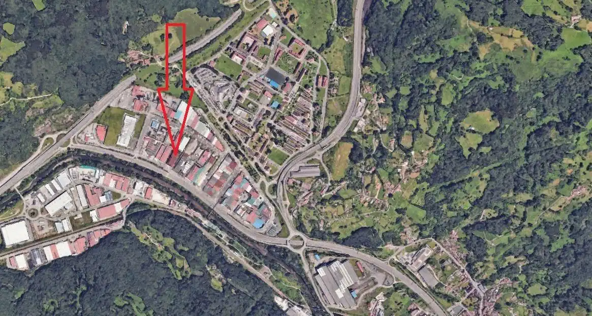 Nave industrial en venta en Riaño - Los Barros, imagen 4