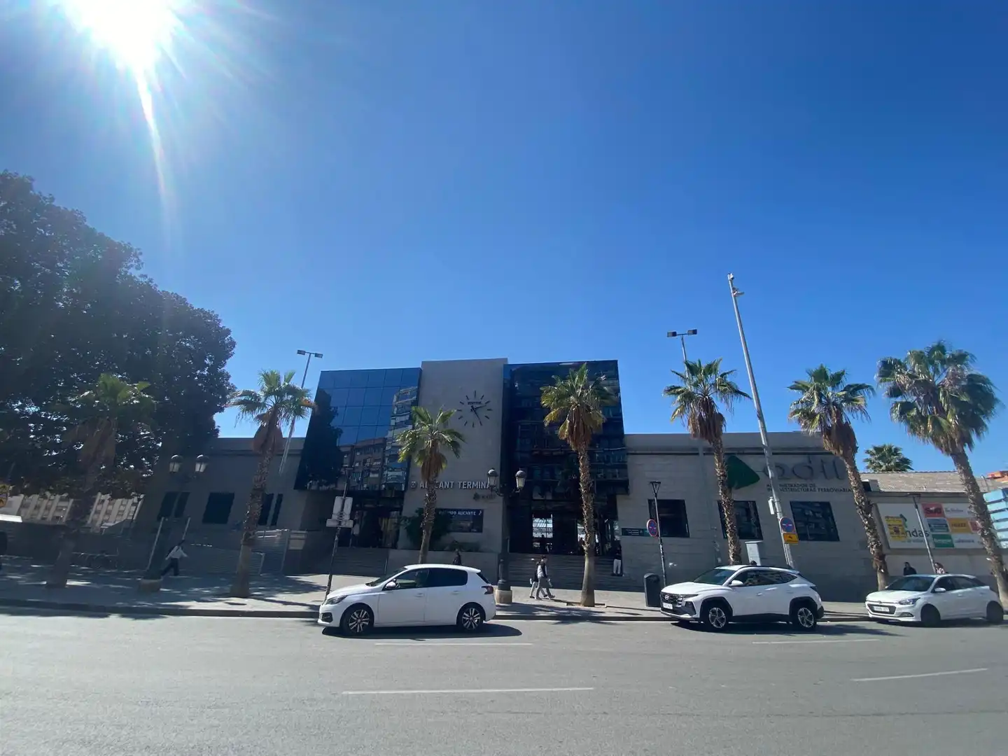 Vista exterior de Piso en venta en Alicante / Alacant con Aire acondicionado y Balcón