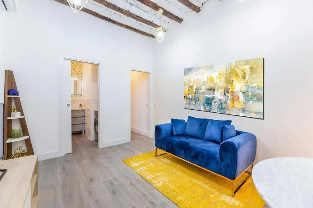 Sala d'estar de Pis de lloguer en Madrid amb Aire condicionat, Calefacció i Moblat