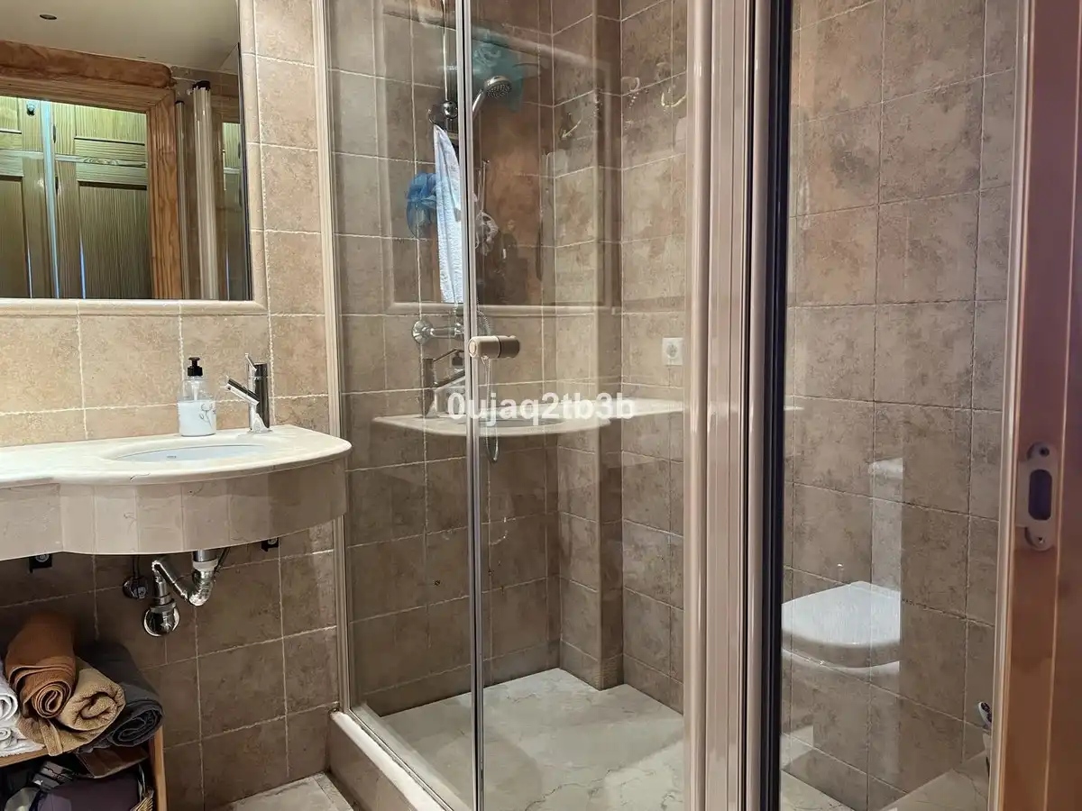 Bany de Apartament en venda en Selwo
