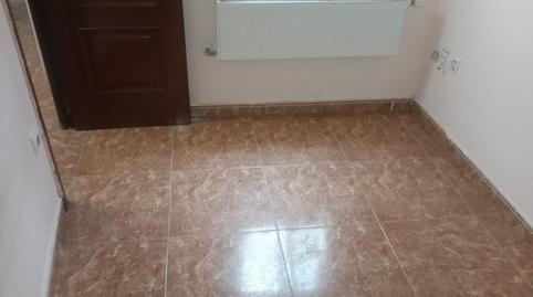 Foto 2 de Pis en venda a C/ Picos de Europa, Numancia, Madrid