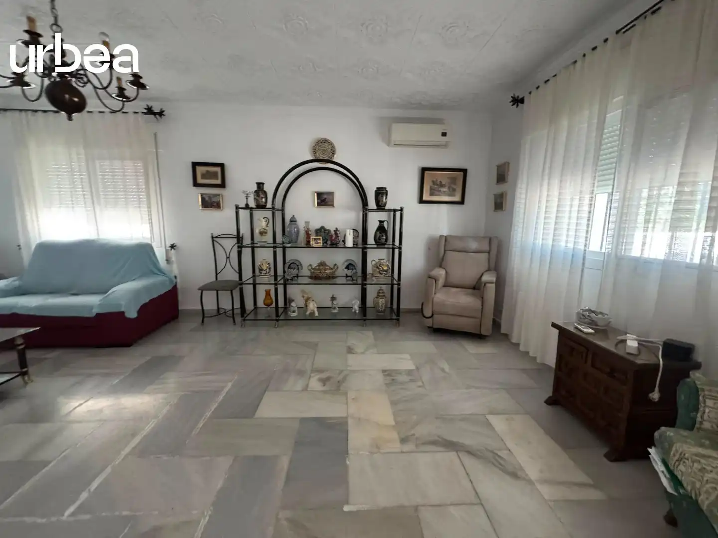 Sala de estar de Casa o chalet en venta en Málaga con Aire acondicionado, Calefacción y Terraza