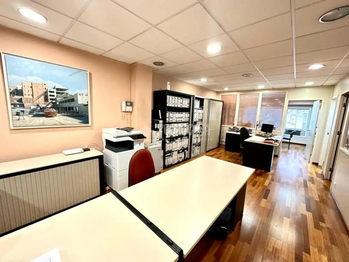 Bureau avec ascenseur à vendre à Eixample, imagen 4