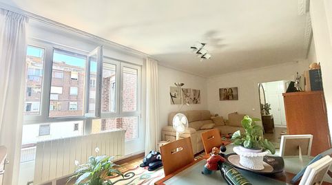 Foto 3 de Piso en venta en Calle Fernando de Los Ríos, 50, Los Castros, Santander