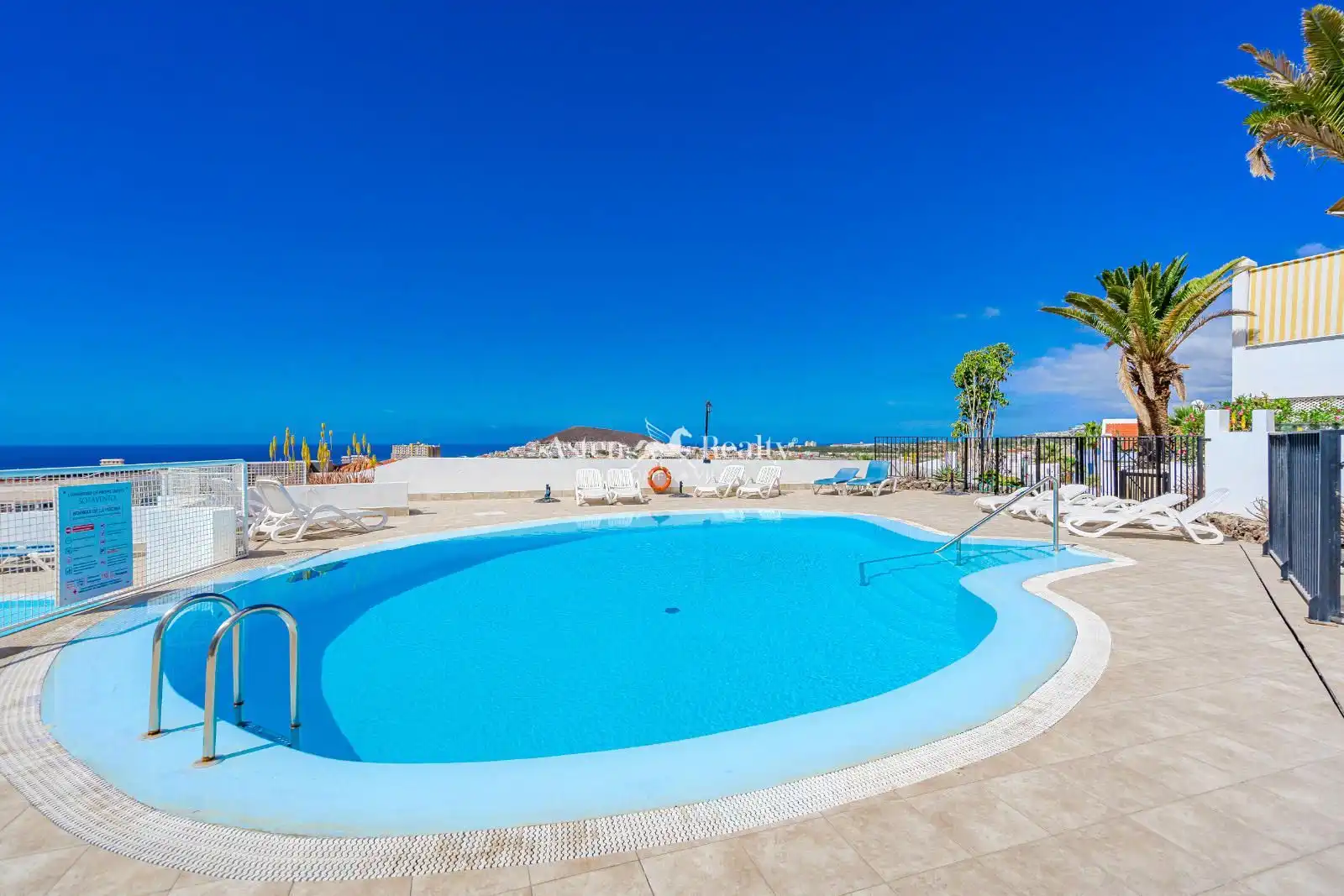 Apartment with pool for sale in Los Ángeles, imagen 14