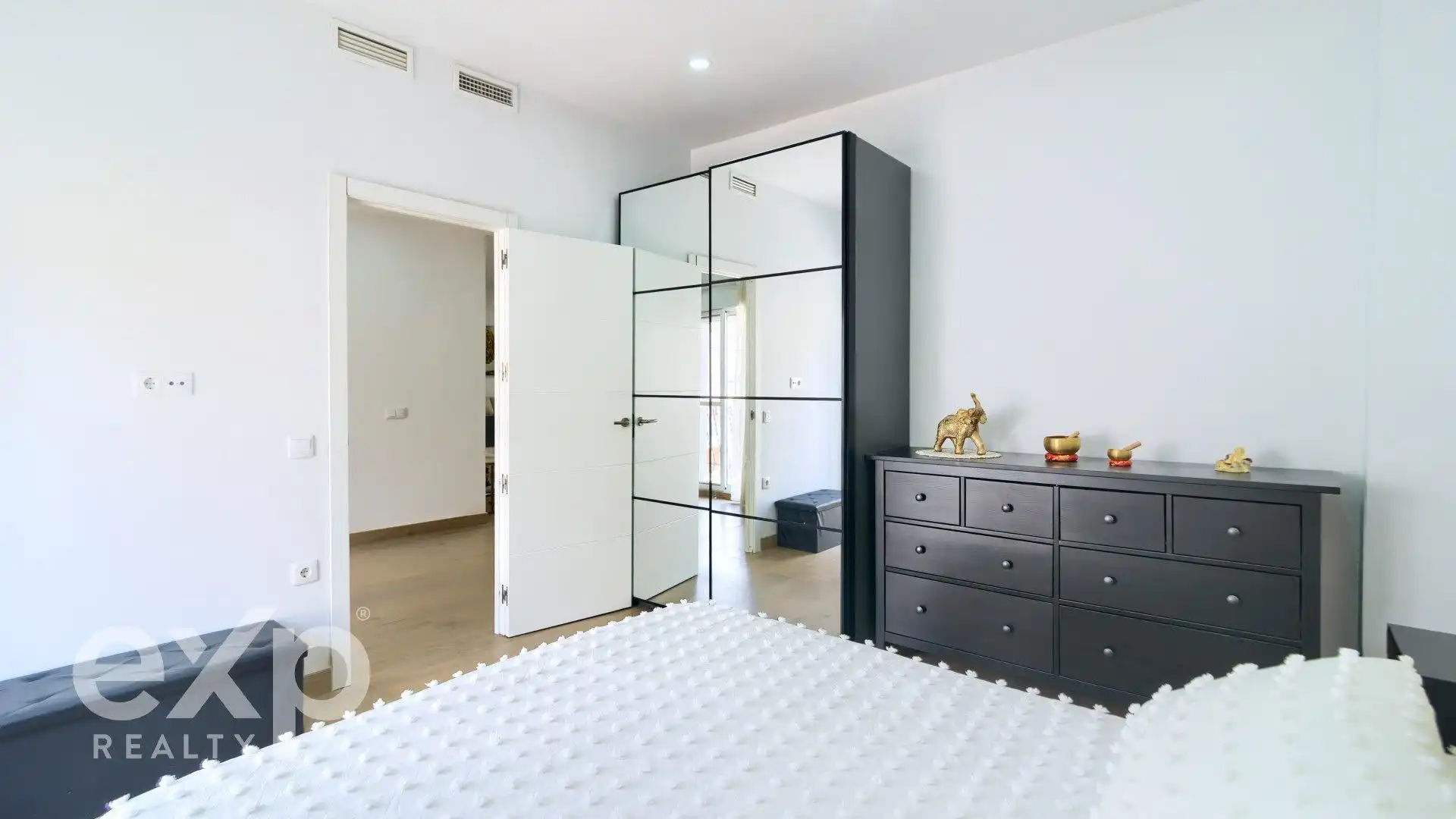 Habitación de Casa o chalet en venta en Algemesí con Aire acondicionado, Terraza y Trastero
