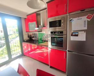 Kitchen of Flat to rent in Ourense Capital   with Air Conditioner, Heating and Parquet flooring