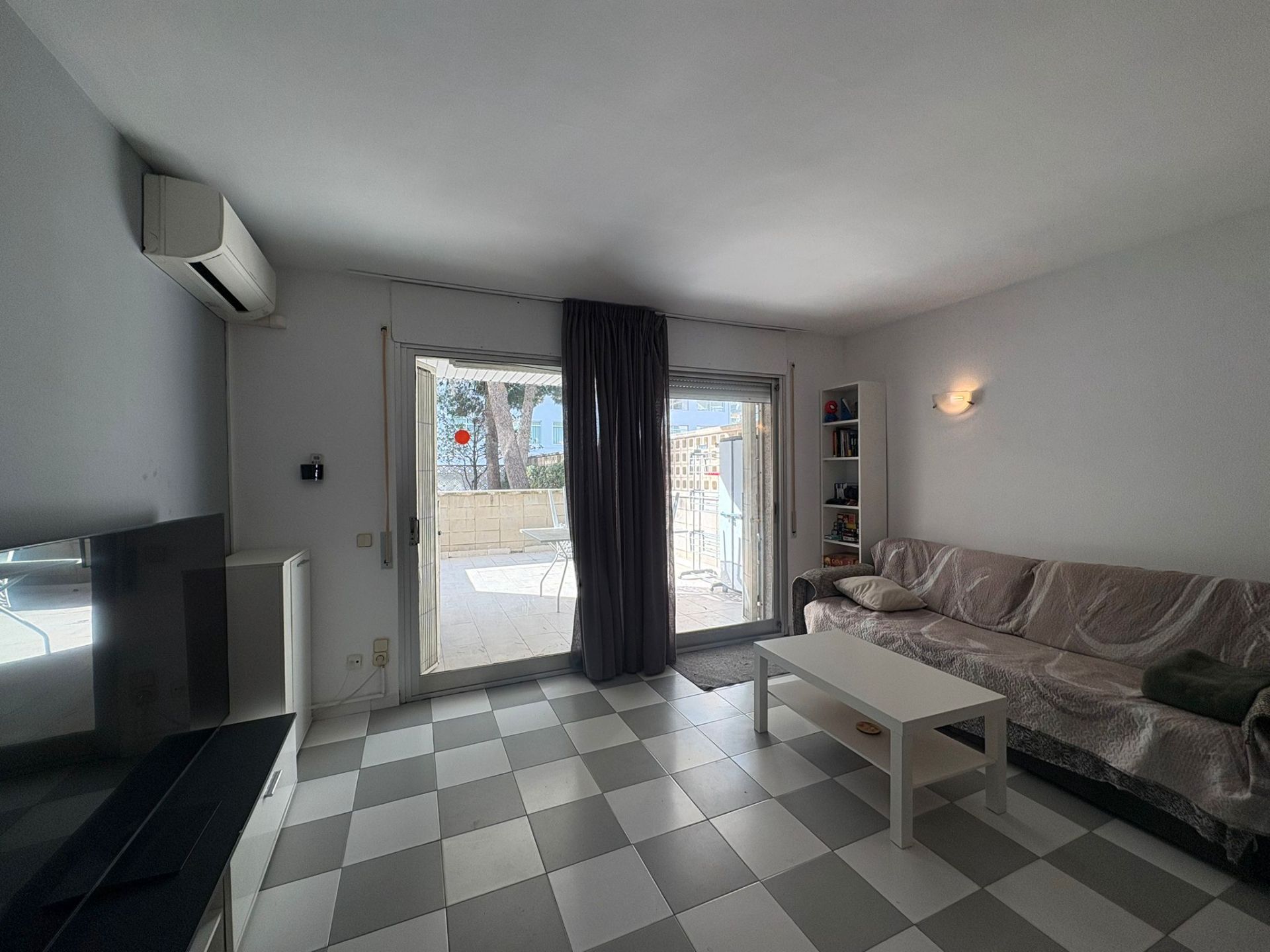 Living room of Flat for sale in Salou  with Air Conditioner, Heating and Terrace