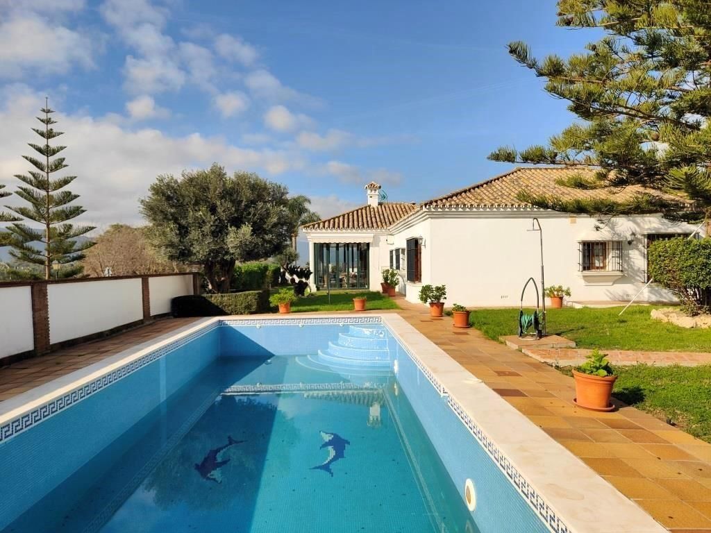 Jardí de Casa o xalet en venda en Los Barrios amb Jardí privat