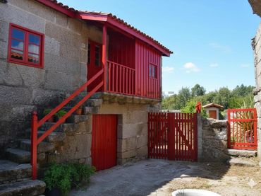 Casa rústica amb jardí en venda a Penedo