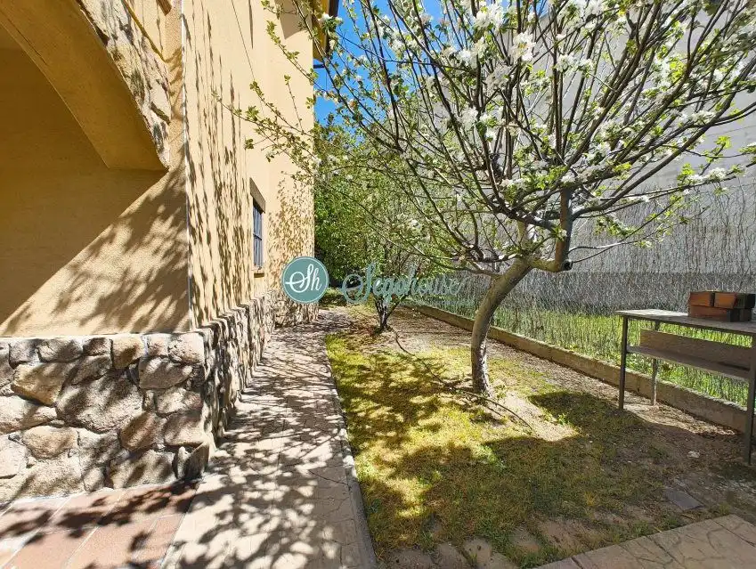 Jardín de Casa o chalet en venta en San Cristóbal de Segovia con Calefacción, Jardín privado y Terraza