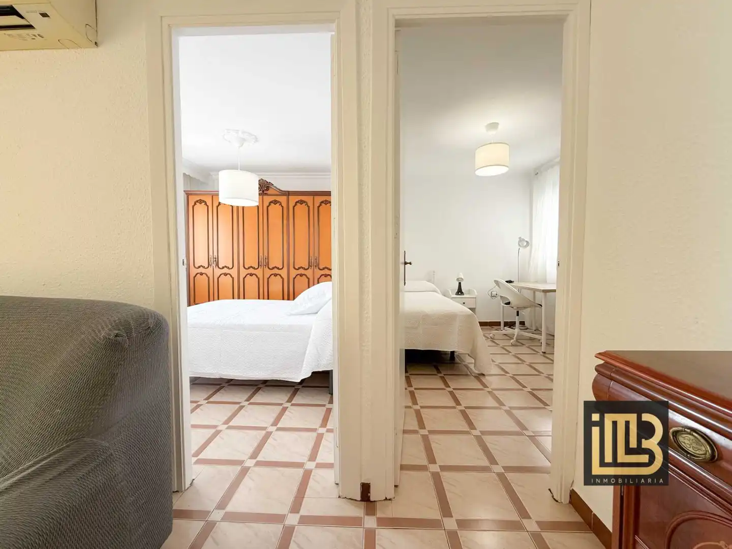 Bedroom of Flat for share in Málaga  with Air Conditioner, Heating and Furnished