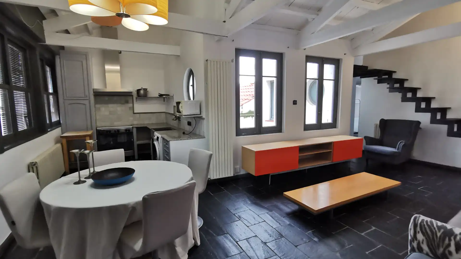 Cocina de Ático de alquiler en Salamanca Capital con Aire acondicionado, Calefacción y Parquet