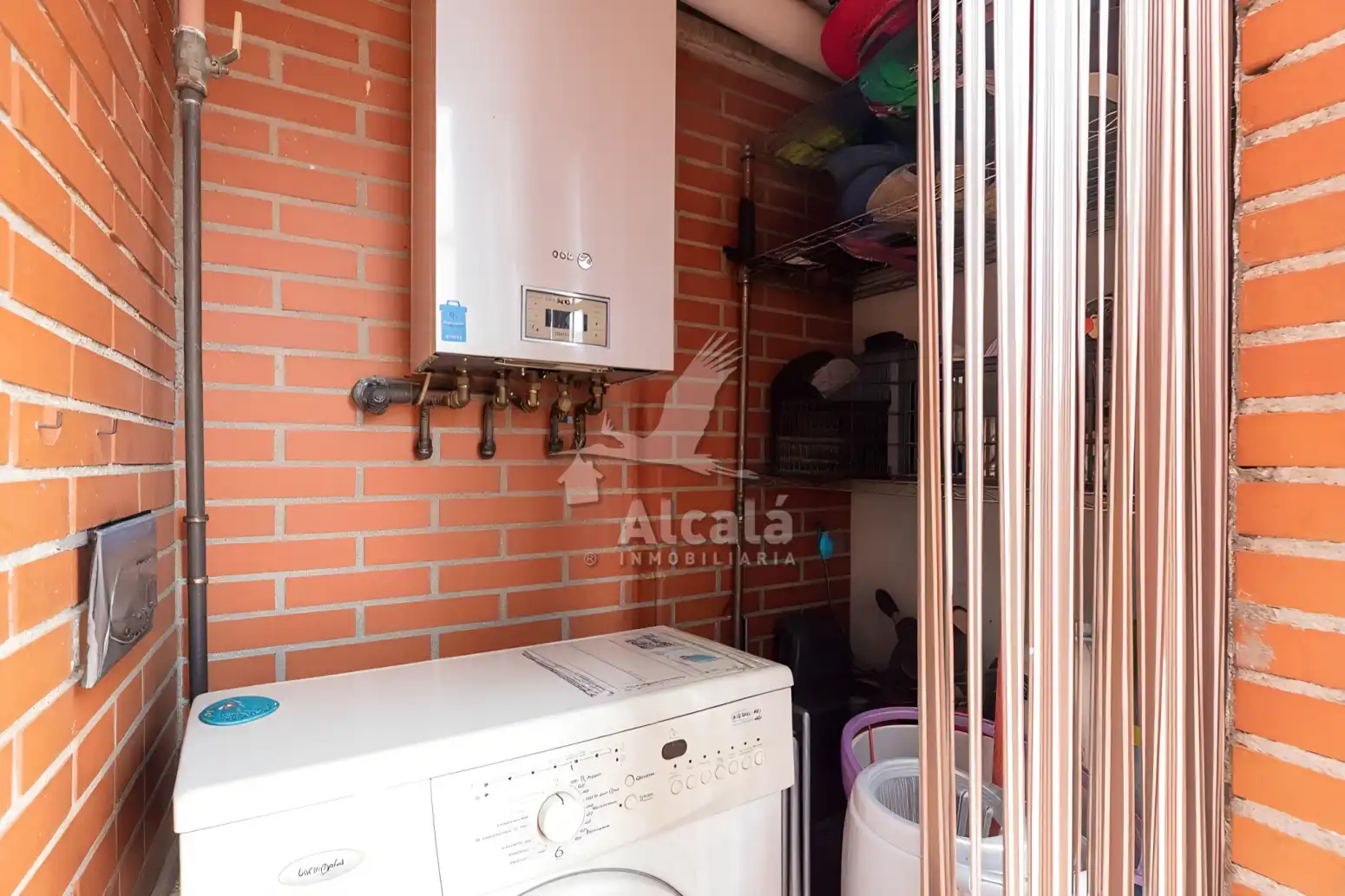 Ático en venta en Alcalá de Henares con Aire acondicionado, Calefacción y Terraza
