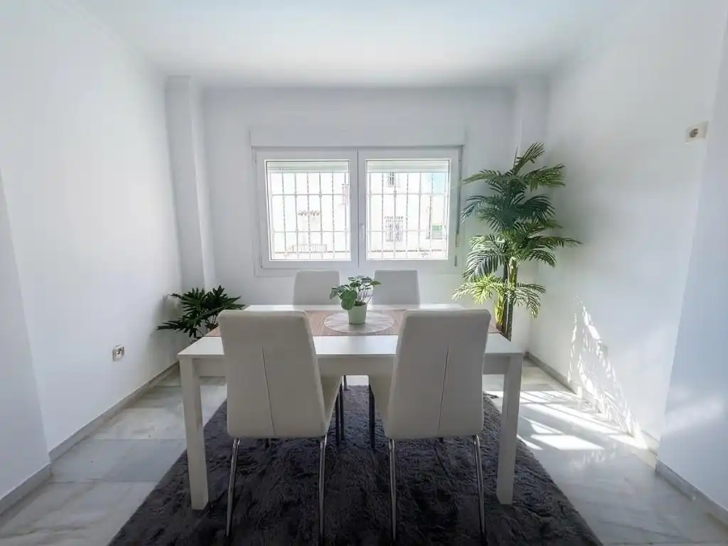Menjador de Casa o xalet en venda en Torremolinos amb Aire condicionat, Calefacció i Jardí privat