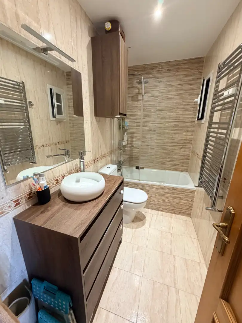 Baño de Piso en venta en Madrid con Aire acondicionado, Calefacción y Parquet