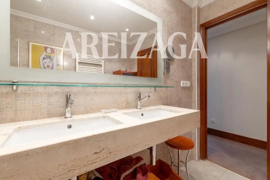Piso con terraza en venta en Calle Zubieta, imagen 50