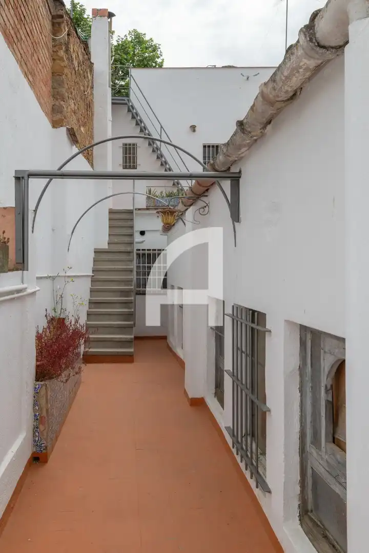 Einfamilien-Reihenhaus zum Verkauf in La Bisbal d'Empordà mit Terrasse