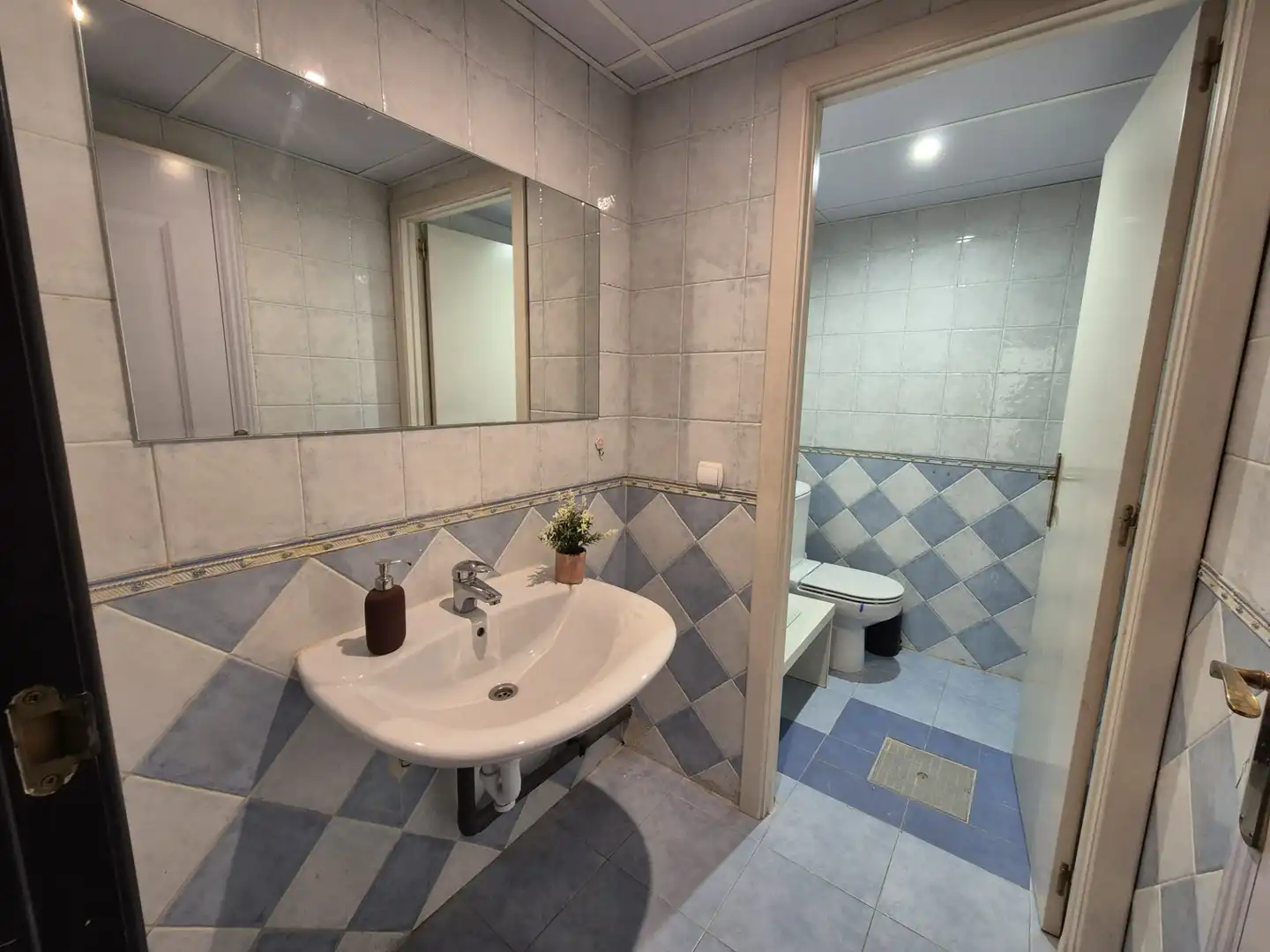 Baño de Local en venta en Majadahonda con Aire acondicionado y Calefacción