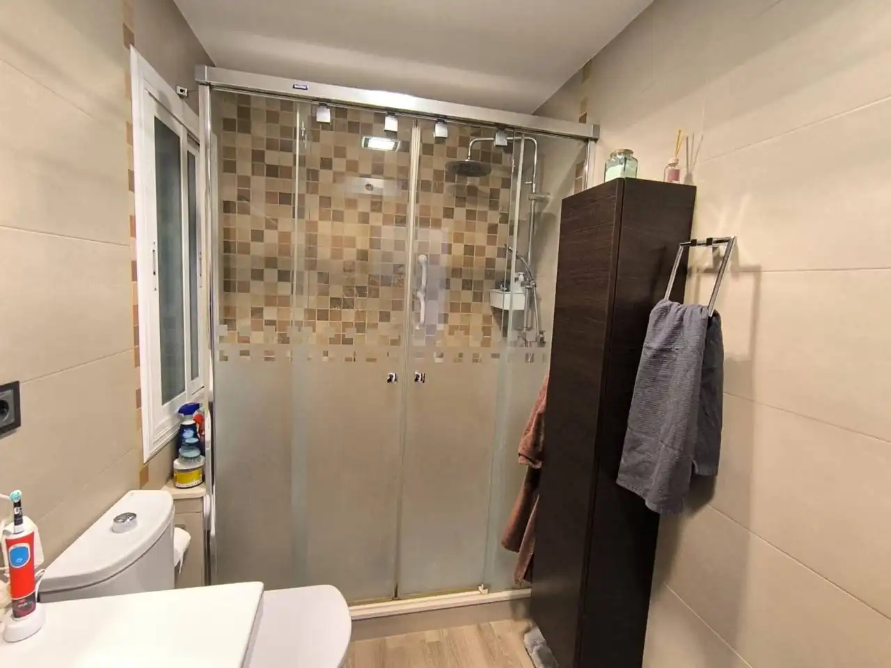 Baño de Piso en venta en Terrassa con Aire acondicionado, Calefacción y Parquet