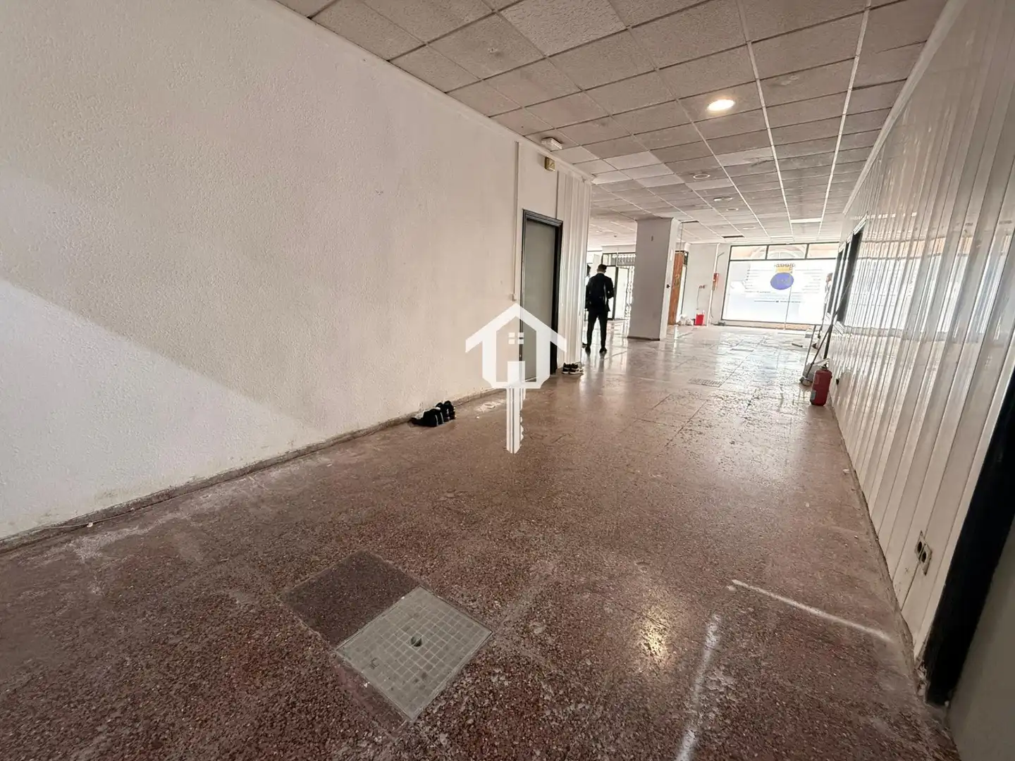 Local comercial en venta en Calle FCO CARRATALA CERNUDA, imagen 21