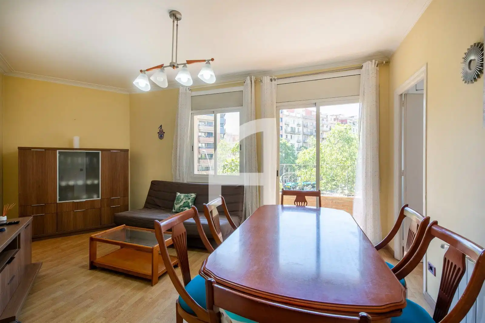 Exterior view of Flat for sale in  Barcelona Capital  with Heating, Parquet flooring and Terrace